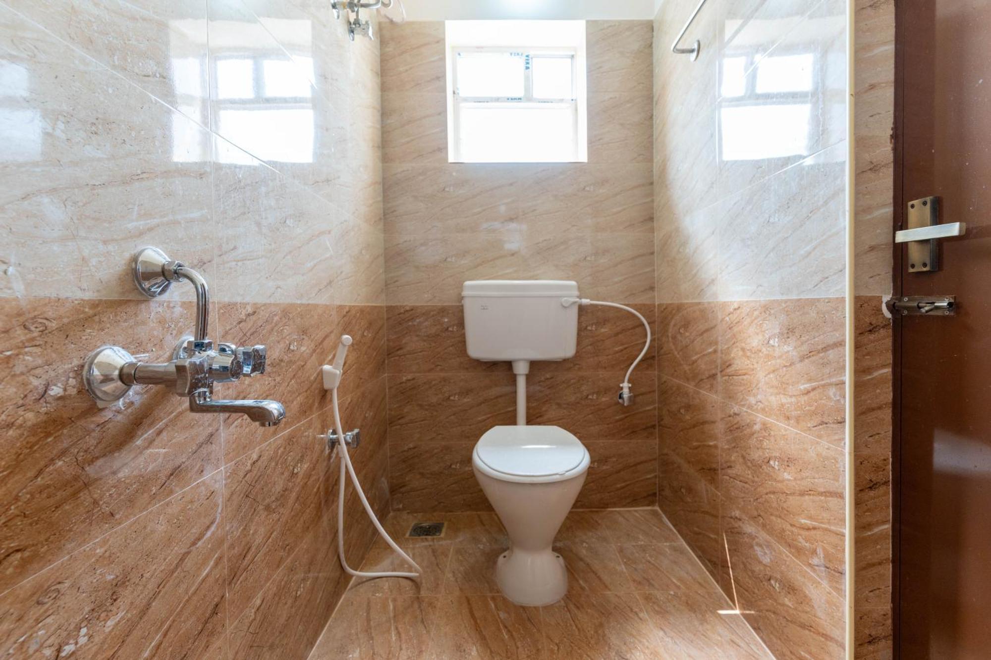 Aishwaryam Service Apartment Ченнаї Екстер'єр фото