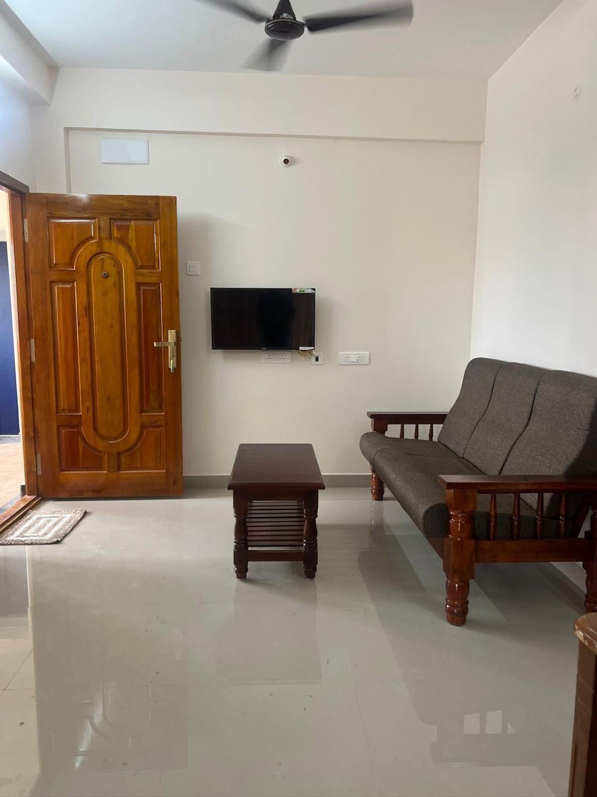 Aishwaryam Service Apartment Ченнаї Екстер'єр фото